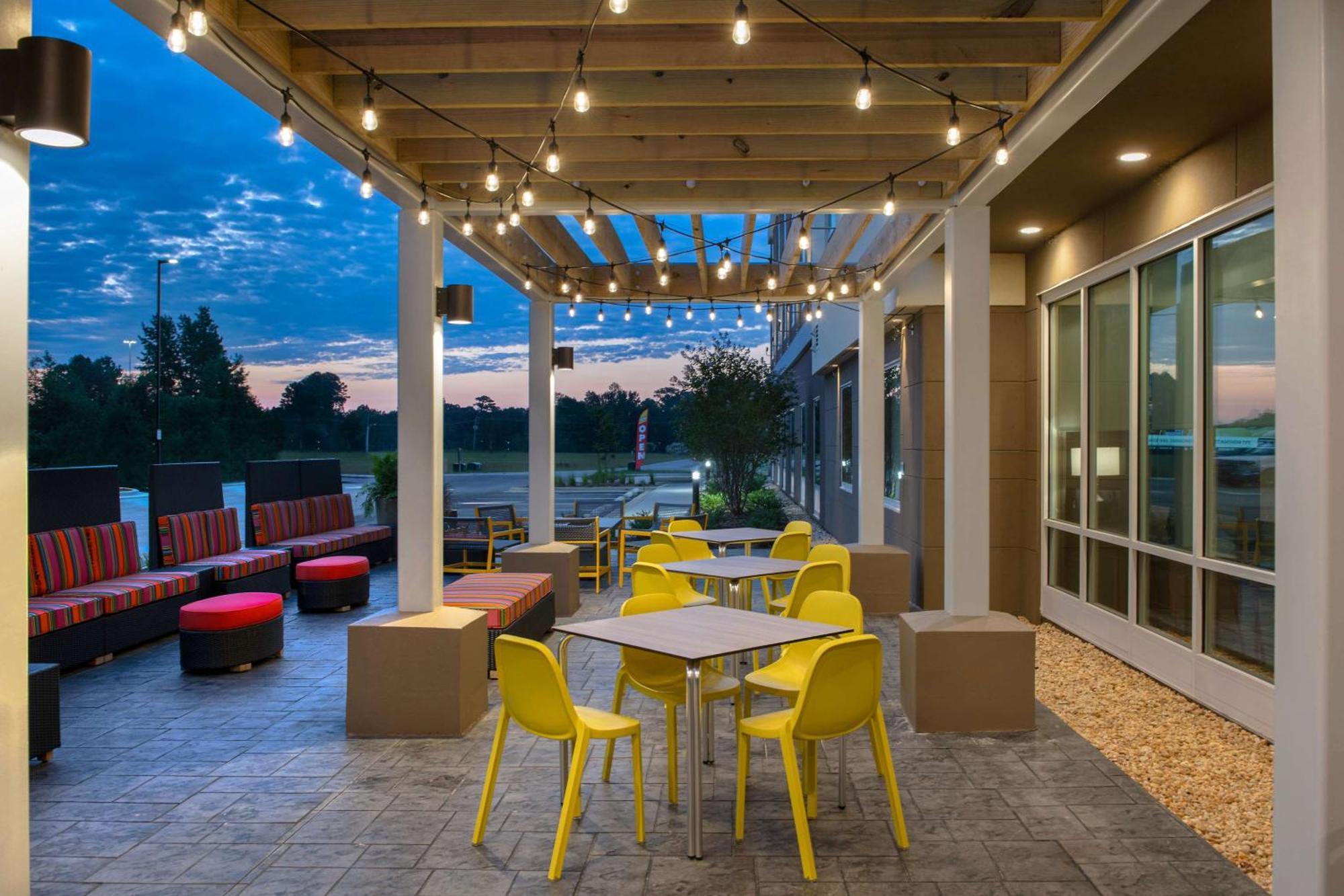 Home2 Suites By Hilton Fayetteville North 외부 사진